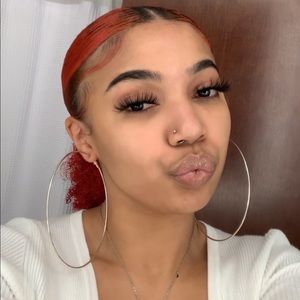 Meet your Posher, Najaé